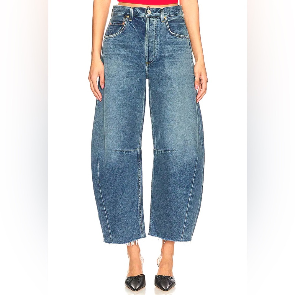 horseshoe jeans !